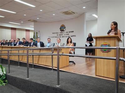 Foto da Notícia: Gisela Cardoso participa da posse de novos promotores do MPMT